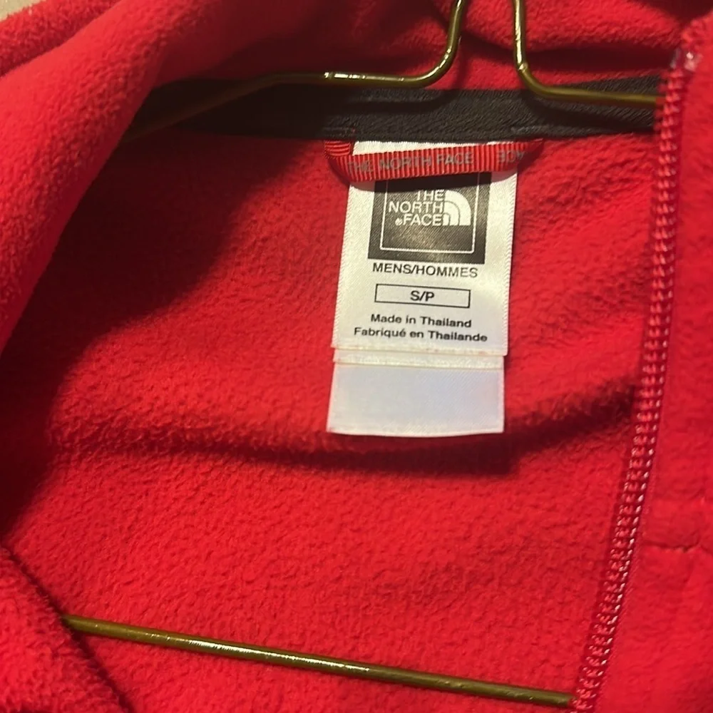 The North Face men’s red, full-zip fleece jacket size S/P
